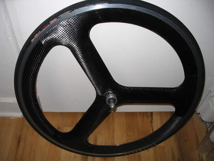 specialized tri spoke wheel